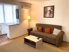 Piata Amzei, Calea Victoriei, 5 min. pana la Metrou Piata Romana